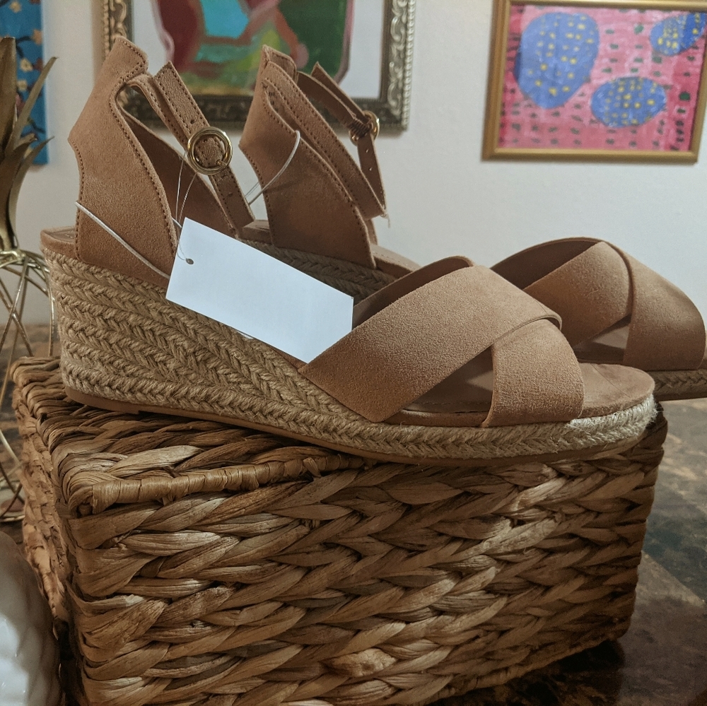 H&M size 8.5 criss cross nude espadrilles